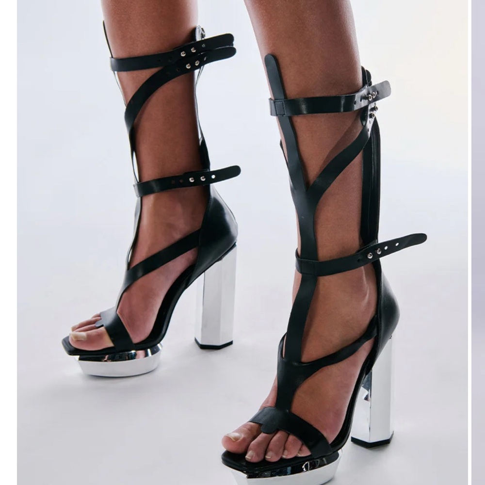Azalea Wang - Darcelle, Black Strappy High Heel Sandals